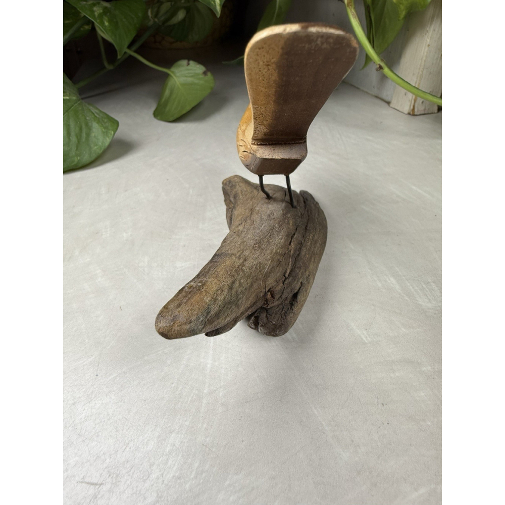 Vtg Hand Carved Wood Bird Sculpture Driftwood Base Signed Bryan Whaley Folk Art - Picture 9 of 11